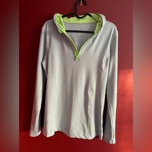 Women’s athletic 1/2 zippered hoodie jacket, size M